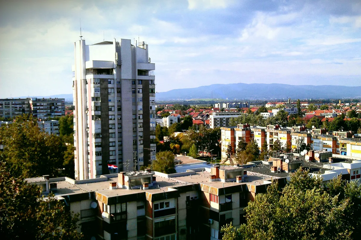 Bijelo-plavi pune autobuse za Goricu