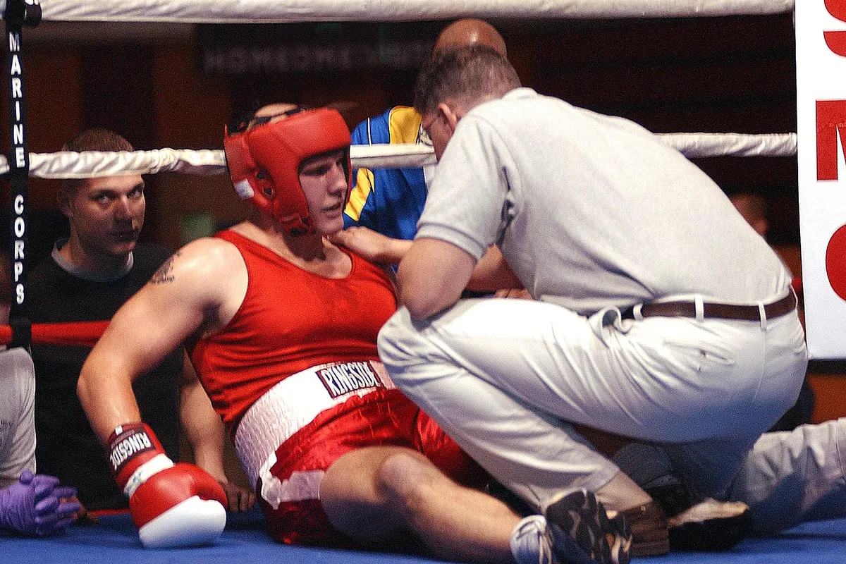 Joshua dvaput na podu, pa nokautom pobijedio i posudio albansku zastavu