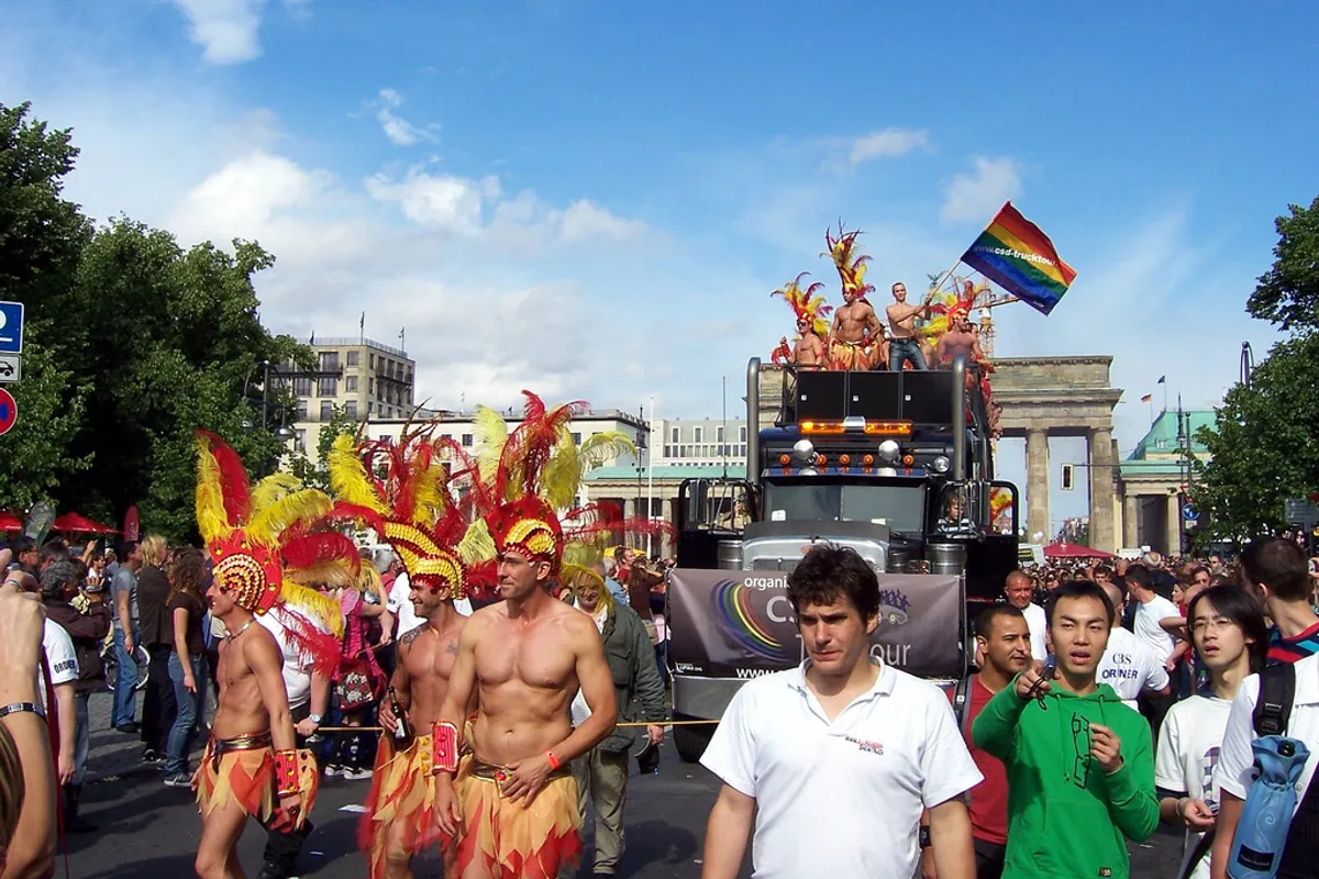 Napad vozilom na Pride u Berlinu: jedan mrtav, 16 ozlijeđenih
