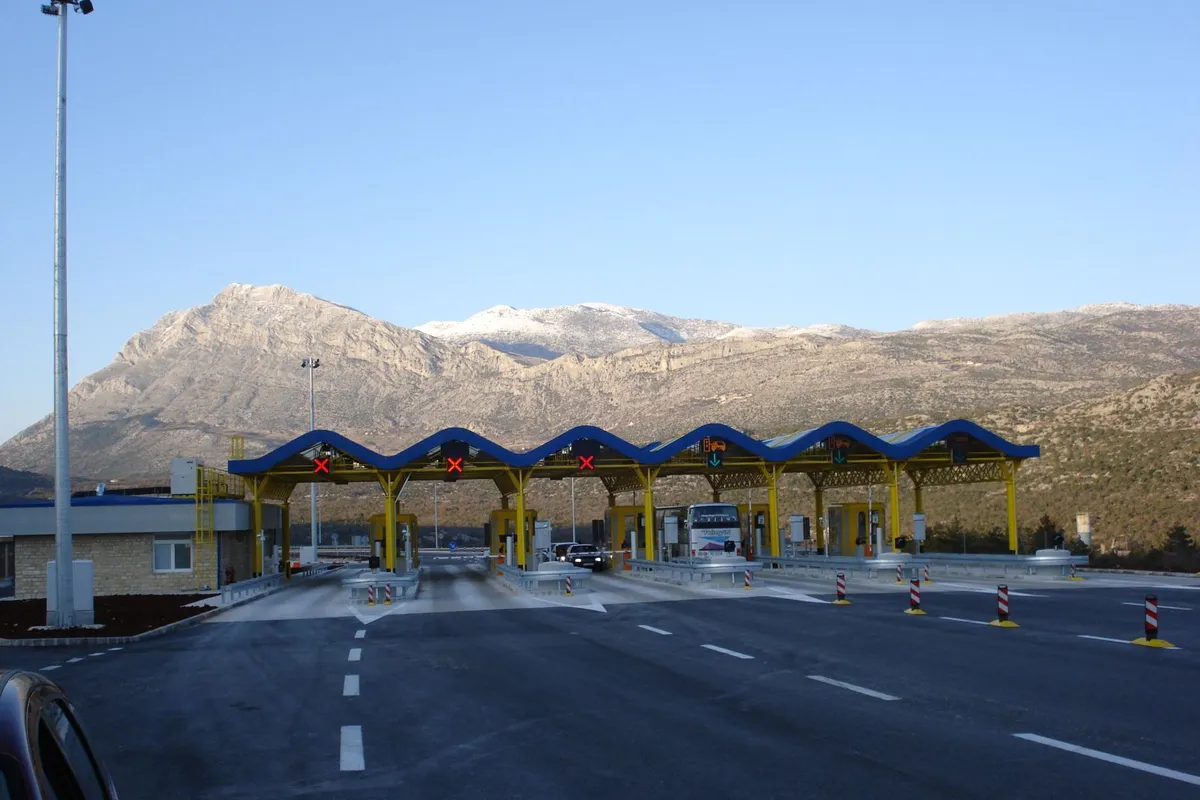 Od 1. ožujka 2027. vožnja autocestom samo uz prethodnu registraciju vozila