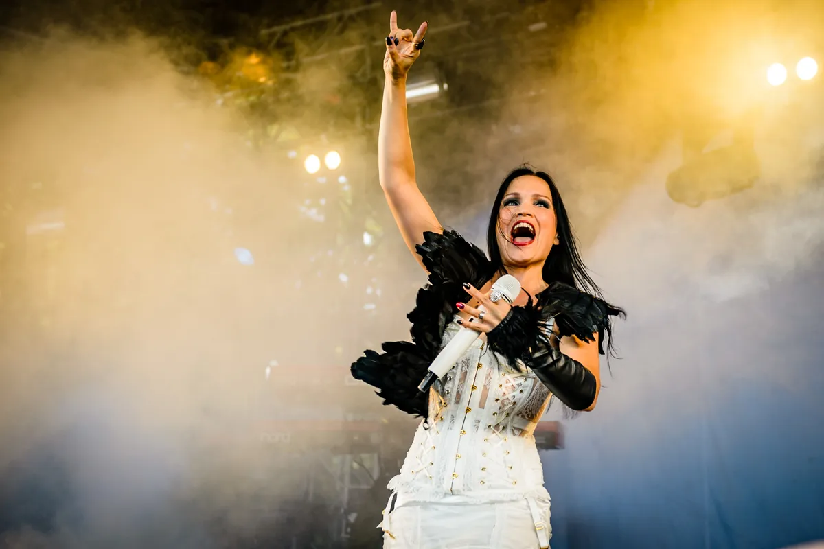 Tarja Turunen präsentiert Frisson Noir in Belgrad: Konzert im Hangar am 16. März 2027.