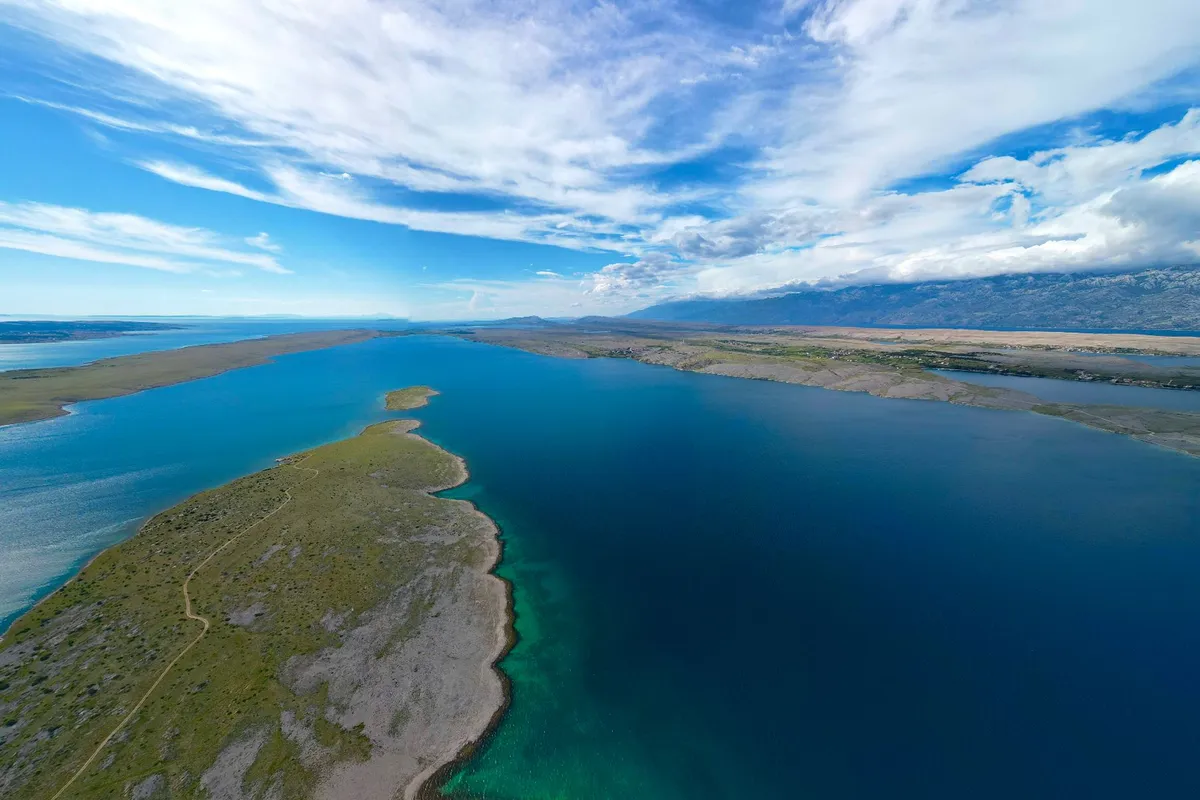 Vrsi ostaju bez vode, a Zadar zalijeva parkove