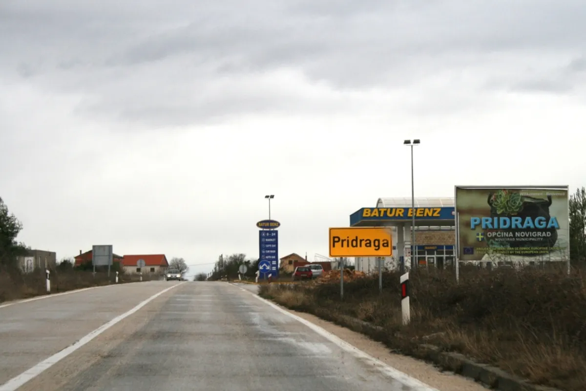 Zadarska policija zaustavila 77-godišnjaka i 27-godišnjakinju